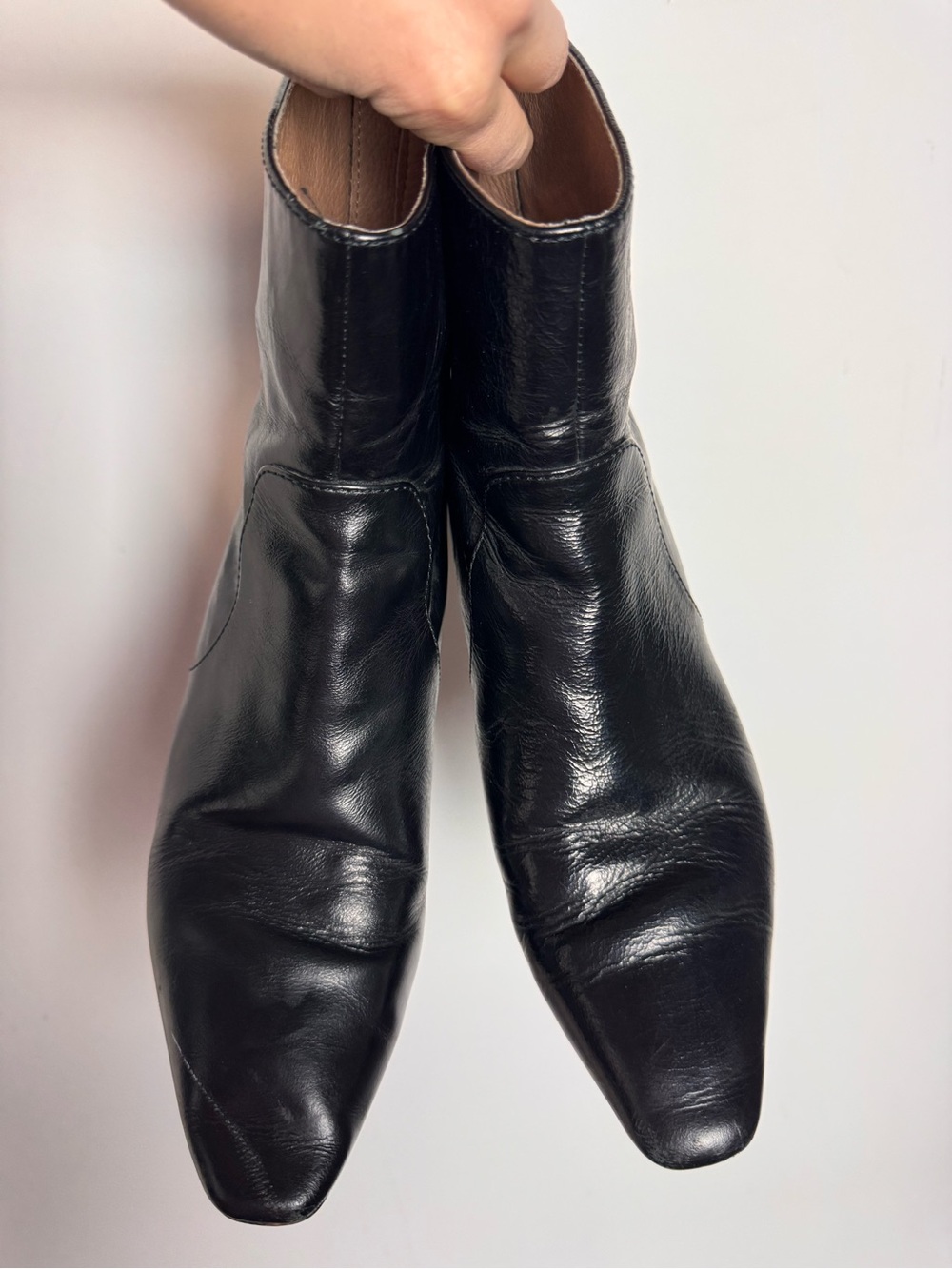 Madewell The Dimes Kitten-Heel Boot in True Black - Picture 9 of 11